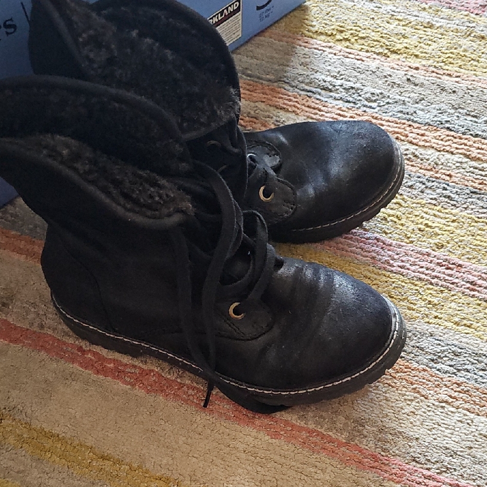 Women's Black Boots